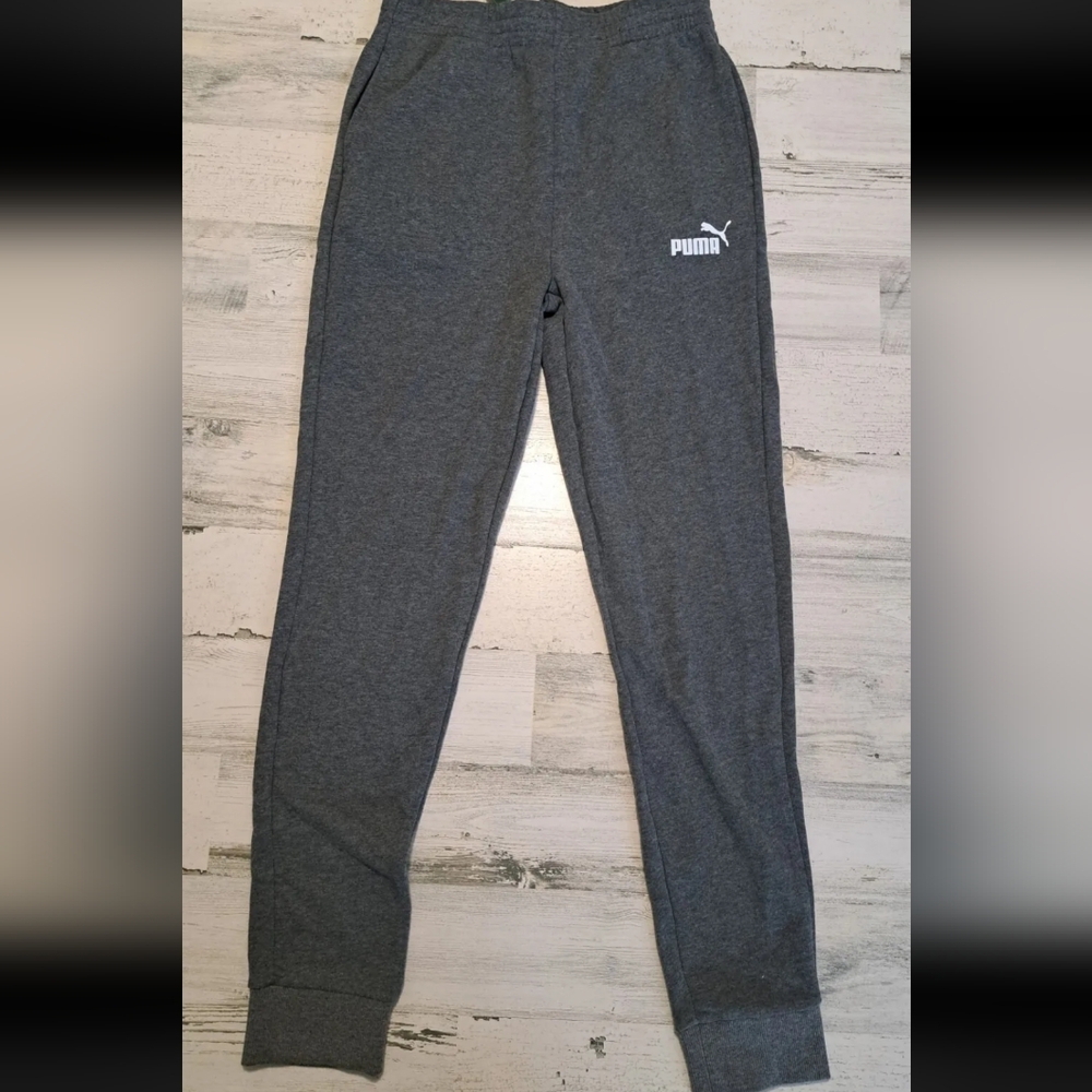 Puma sweatpants medium